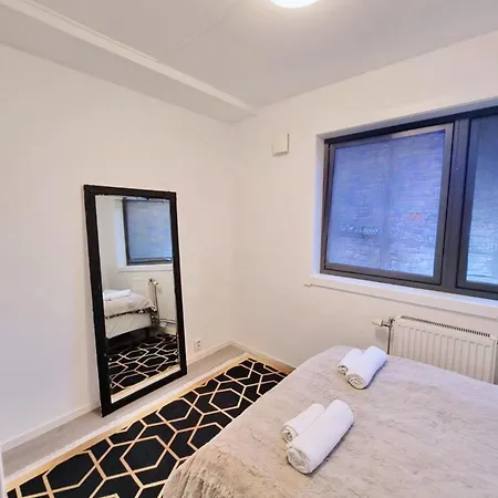 - 3 Bedroom - Gated Community Lägenhet *
